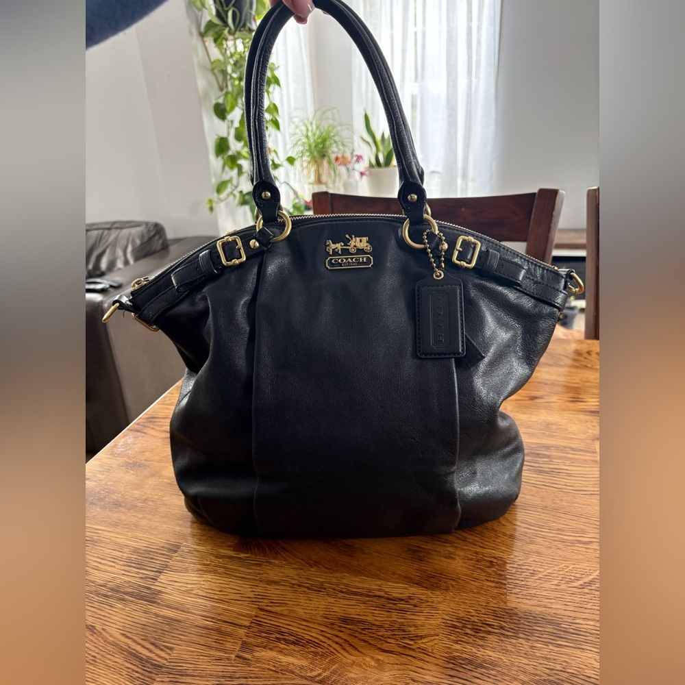 Vintage Coach Madison Lindsey Tote